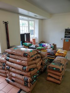 Pet food bank